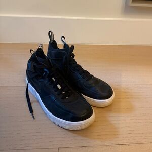Nike Women’s Black Air Force 1
